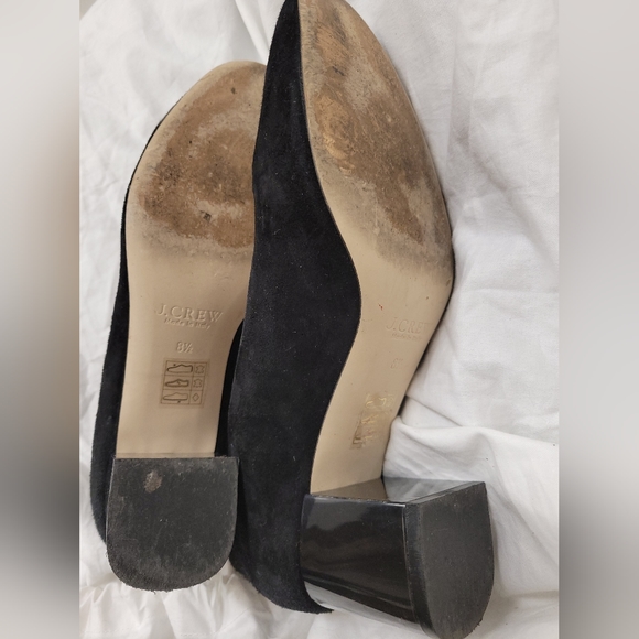 J CREW Shoes. - Picture 3 of 4